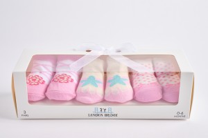 Beachy Girl Socks Gift Set 